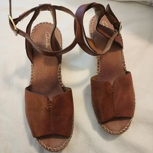 Clarks Espadrille leather ankle strap Wedge Sandal